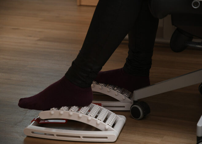 Teslasinhron massage pedals use 3 658x470
