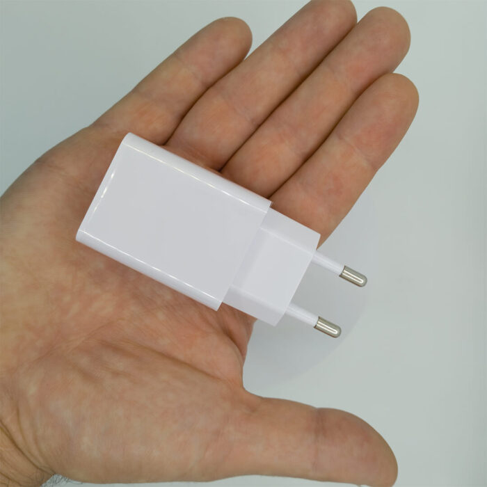 USB punjač - Slika 5